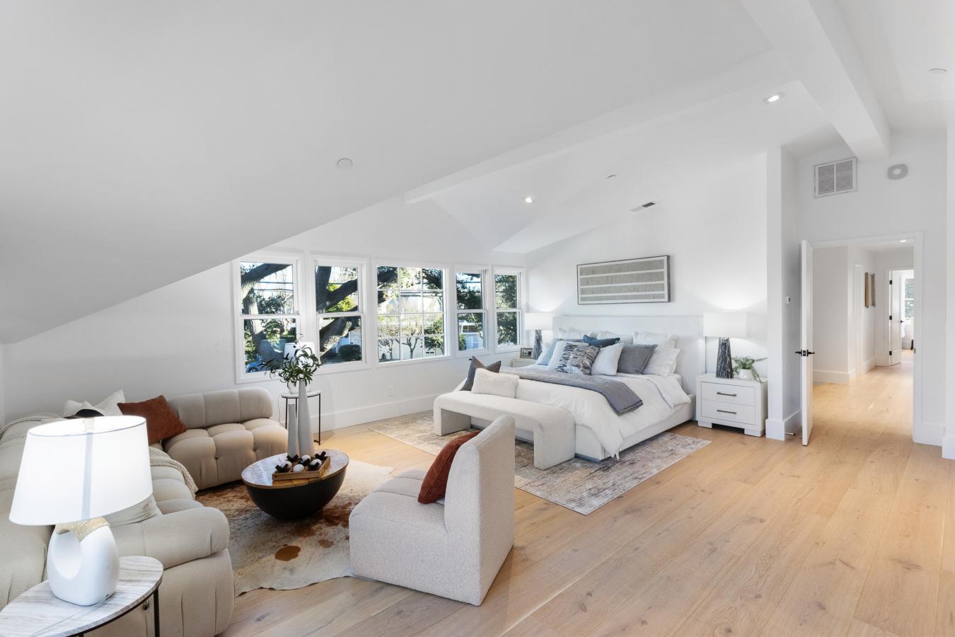 Burlingame, California, 94010, United States, 4 Bedrooms Bedrooms, ,3 BathroomsBathrooms,Residential,For Sale,1765227