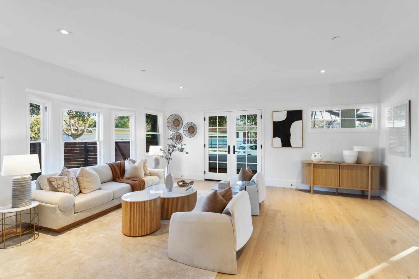 Burlingame, California, 94010, United States, 4 Bedrooms Bedrooms, ,3 BathroomsBathrooms,Residential,For Sale,1765227