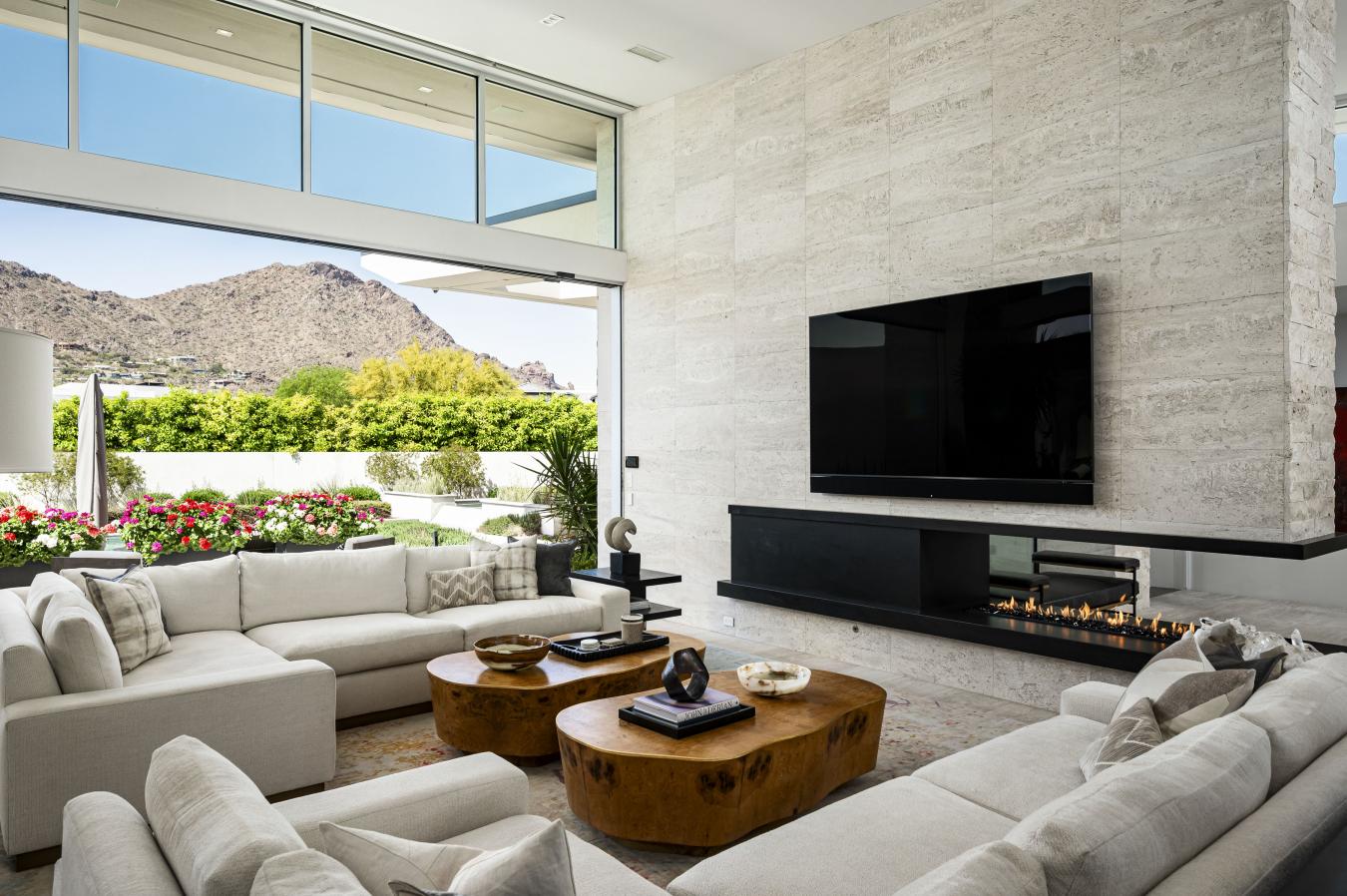 Paradise Valley, Arizona, 85253, United States, 4 Bedrooms Bedrooms, ,4 BathroomsBathrooms,Residential,For Sale,1762691