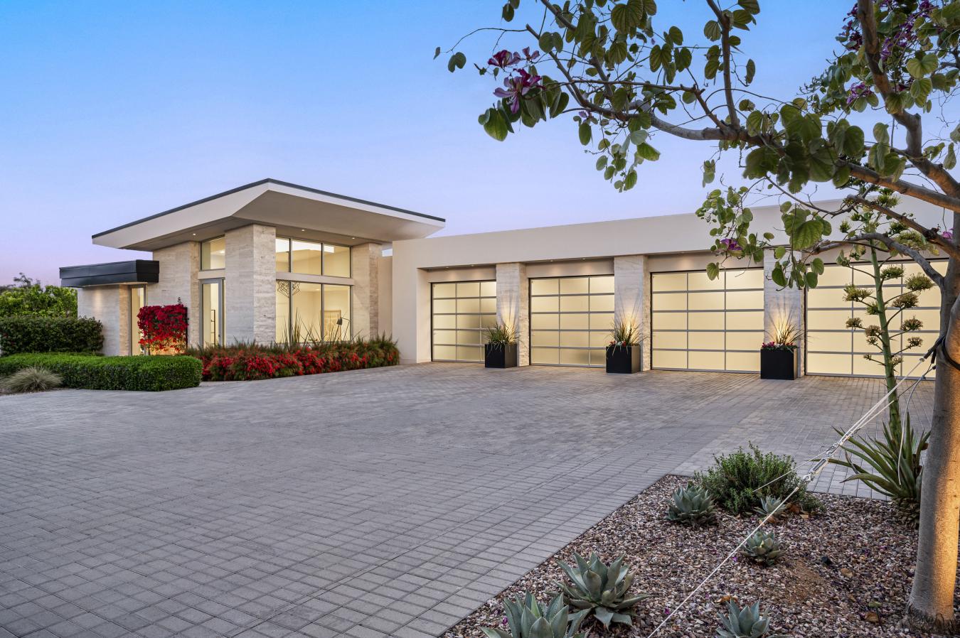 Paradise Valley, Arizona, 85253, United States, 4 Bedrooms Bedrooms, ,4 BathroomsBathrooms,Residential,For Sale,1762691