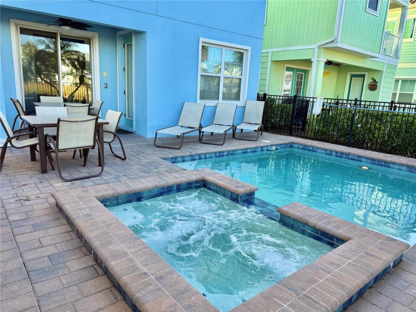 KISSIMMEE, Florida, 34747, United States, 4 Bedrooms Bedrooms, ,4 BathroomsBathrooms,Residential,For Sale,1771324