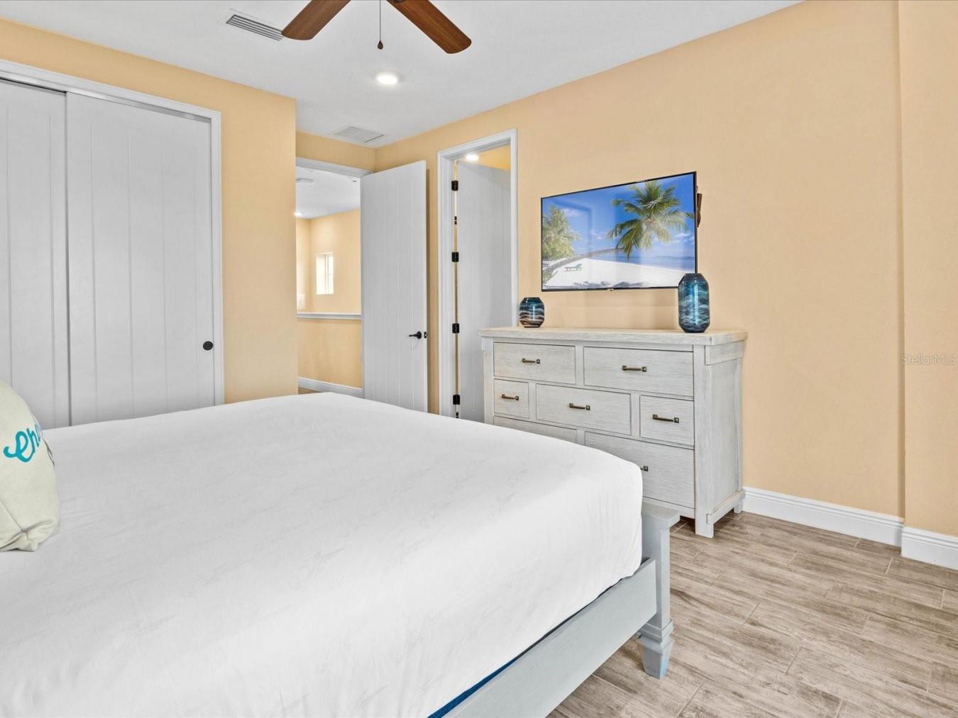 KISSIMMEE, Florida, 34747, United States, 4 Bedrooms Bedrooms, ,4 BathroomsBathrooms,Residential,For Sale,1765219