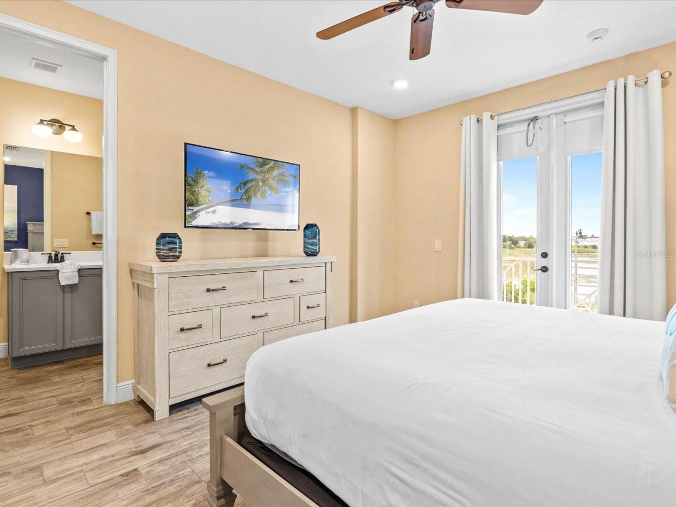 KISSIMMEE, Florida, 34747, United States, 4 Bedrooms Bedrooms, ,4 BathroomsBathrooms,Residential,For Sale,1765219