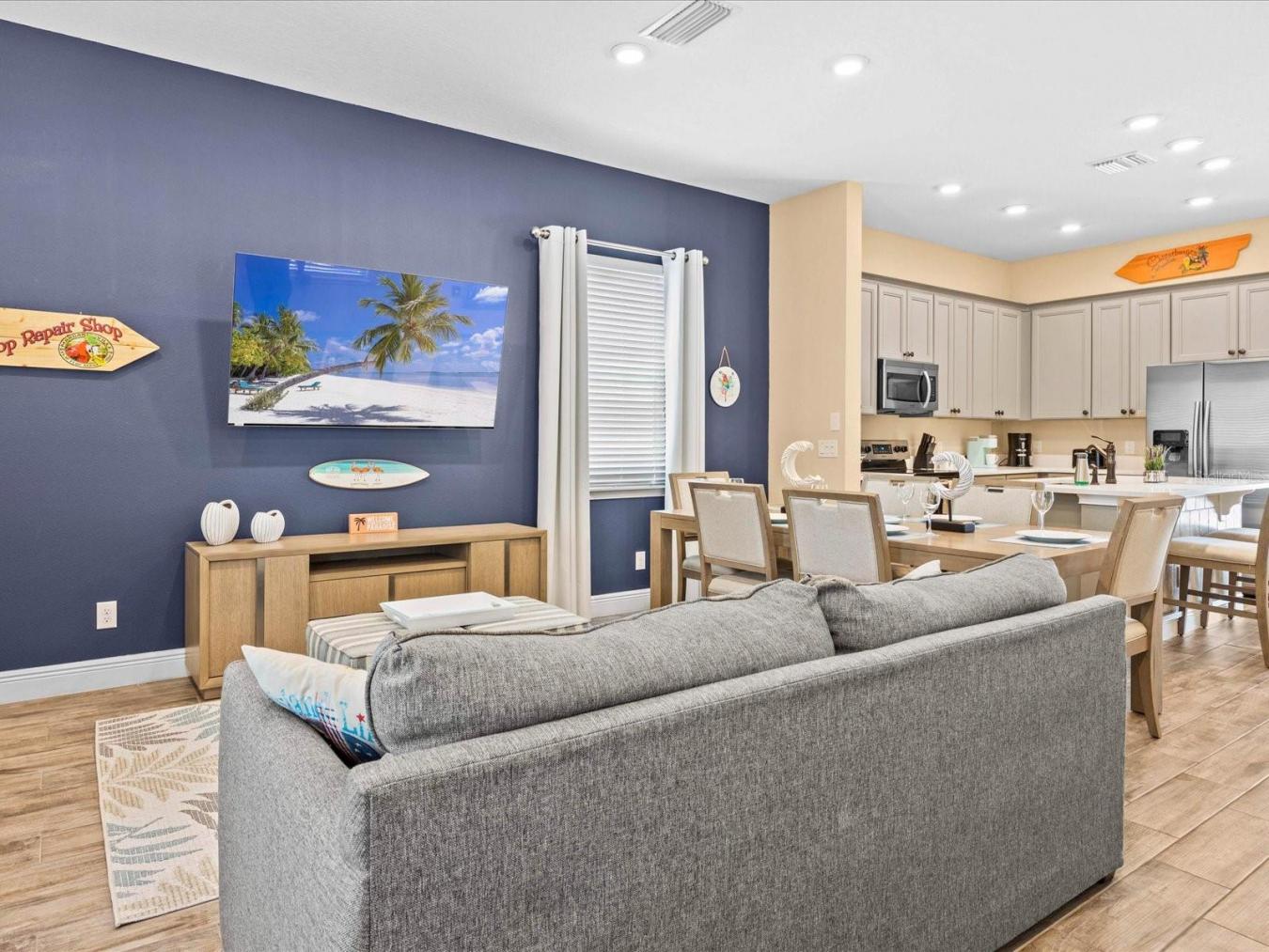 KISSIMMEE, Florida, 34747, United States, 4 Bedrooms Bedrooms, ,4 BathroomsBathrooms,Residential,For Sale,1765219