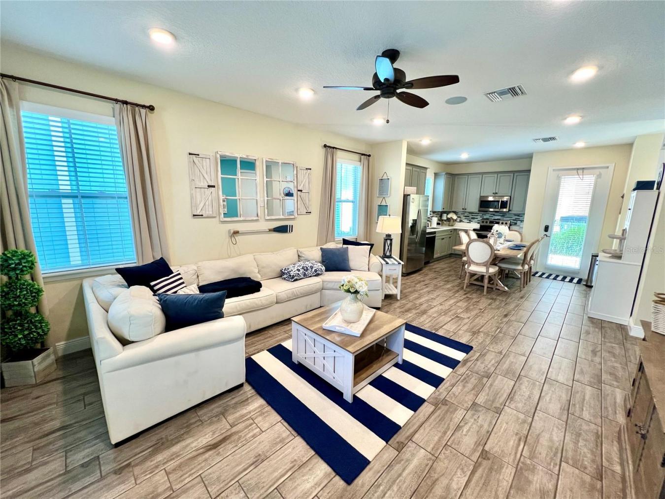 KISSIMMEE, Florida, 34747, United States, 4 Bedrooms Bedrooms, ,4 BathroomsBathrooms,Residential,For Sale,1765218