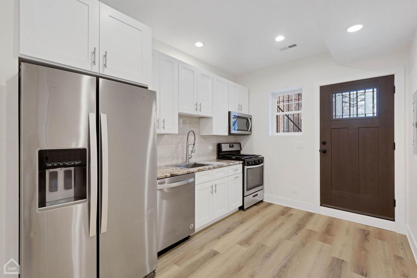 Chicago, Illinois, 60651, United States, 5 Bedrooms Bedrooms, ,Residential,For Sale,1765213