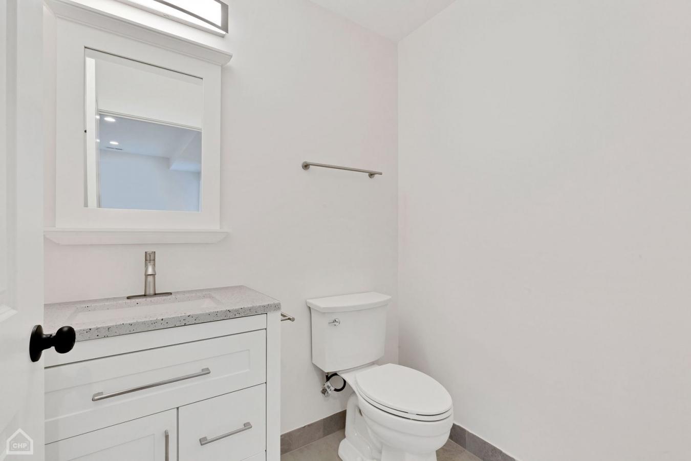 Chicago, Illinois, 60651, United States, 5 Bedrooms Bedrooms, ,Residential,For Sale,1765213