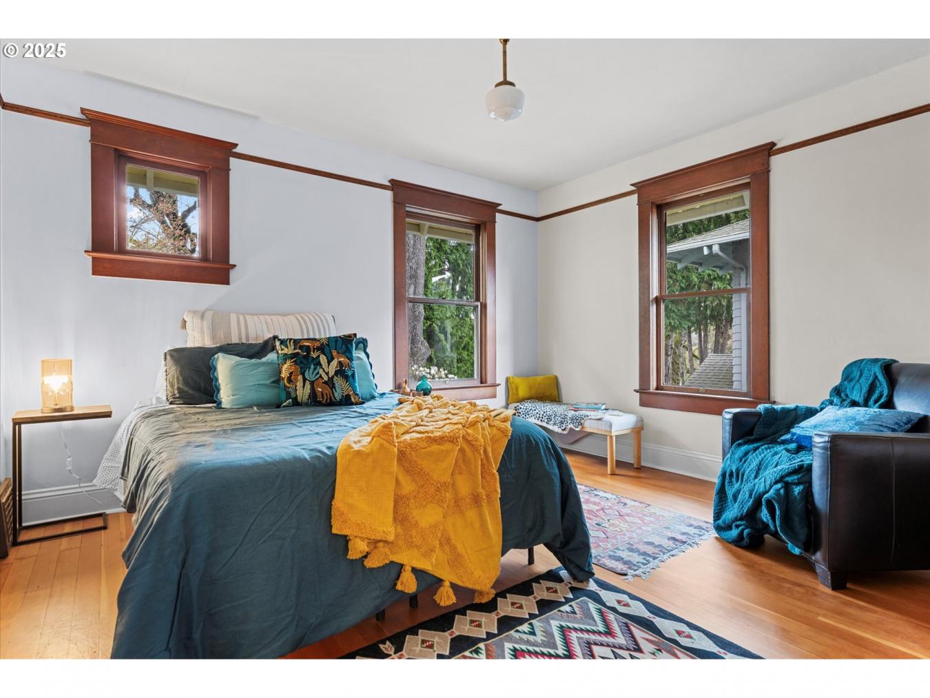 Portland, Oregon, 97214, United States, 5 Bedrooms Bedrooms, ,2 BathroomsBathrooms,Residential,For Sale,1765210
