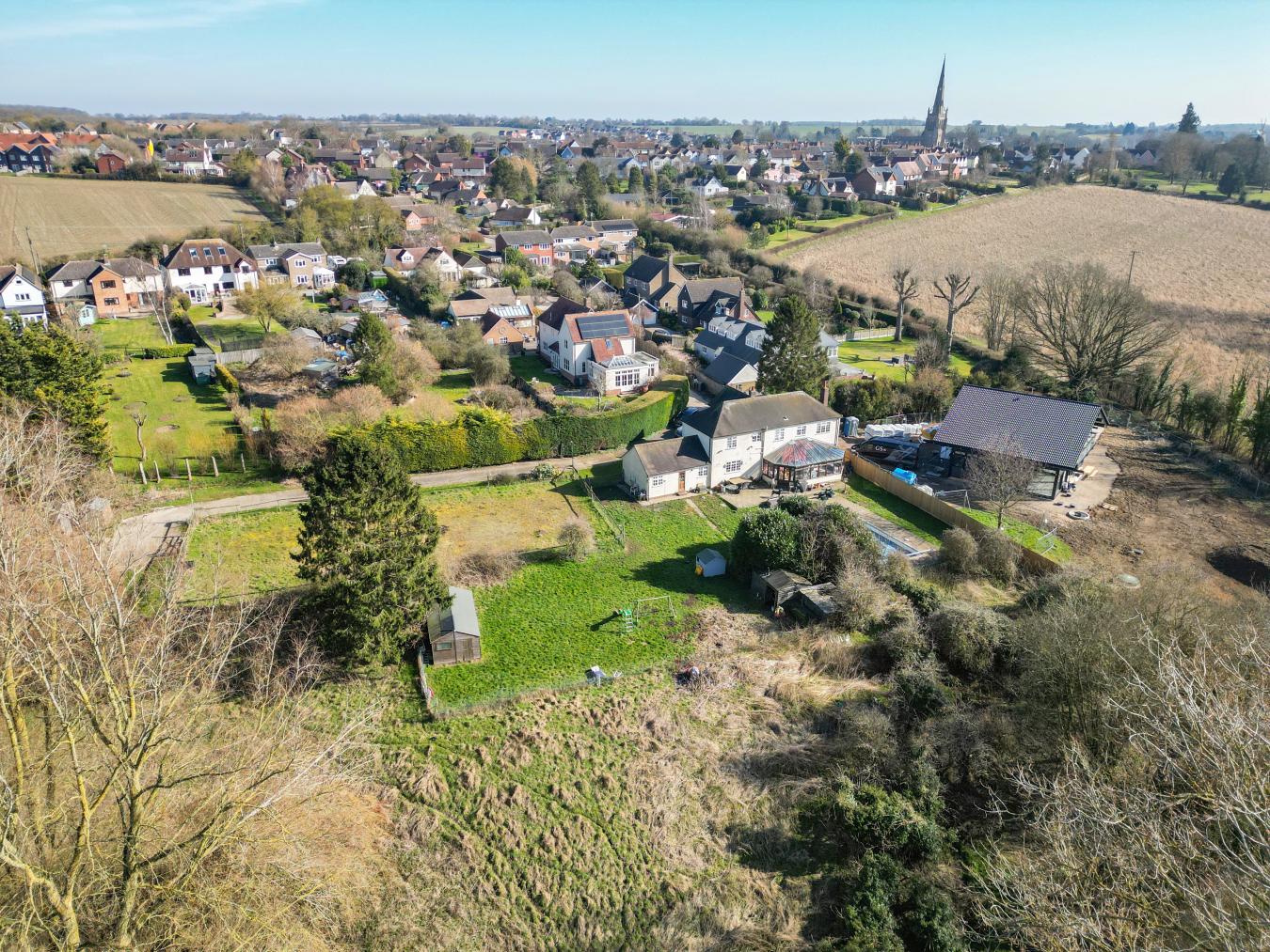 Dunmow, CM6 2UY, United Kingdom, 4 Bedrooms Bedrooms, ,2 BathroomsBathrooms,Residential,For Sale,1765208