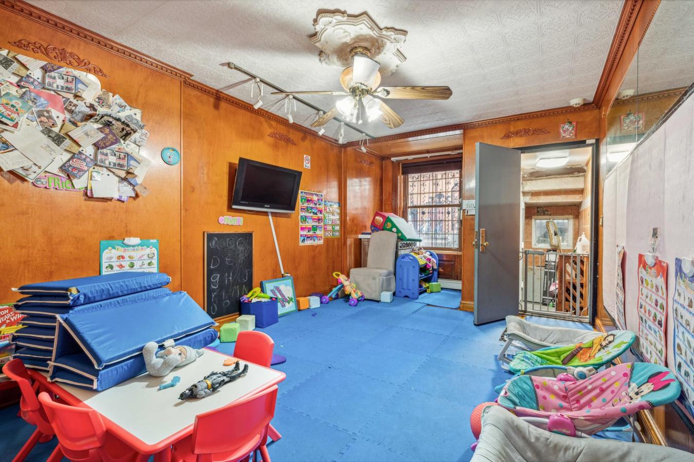 Manhattan, New York, 10031, United States, 4 Bedrooms Bedrooms, ,3 BathroomsBathrooms,Residential,For Sale,1765200