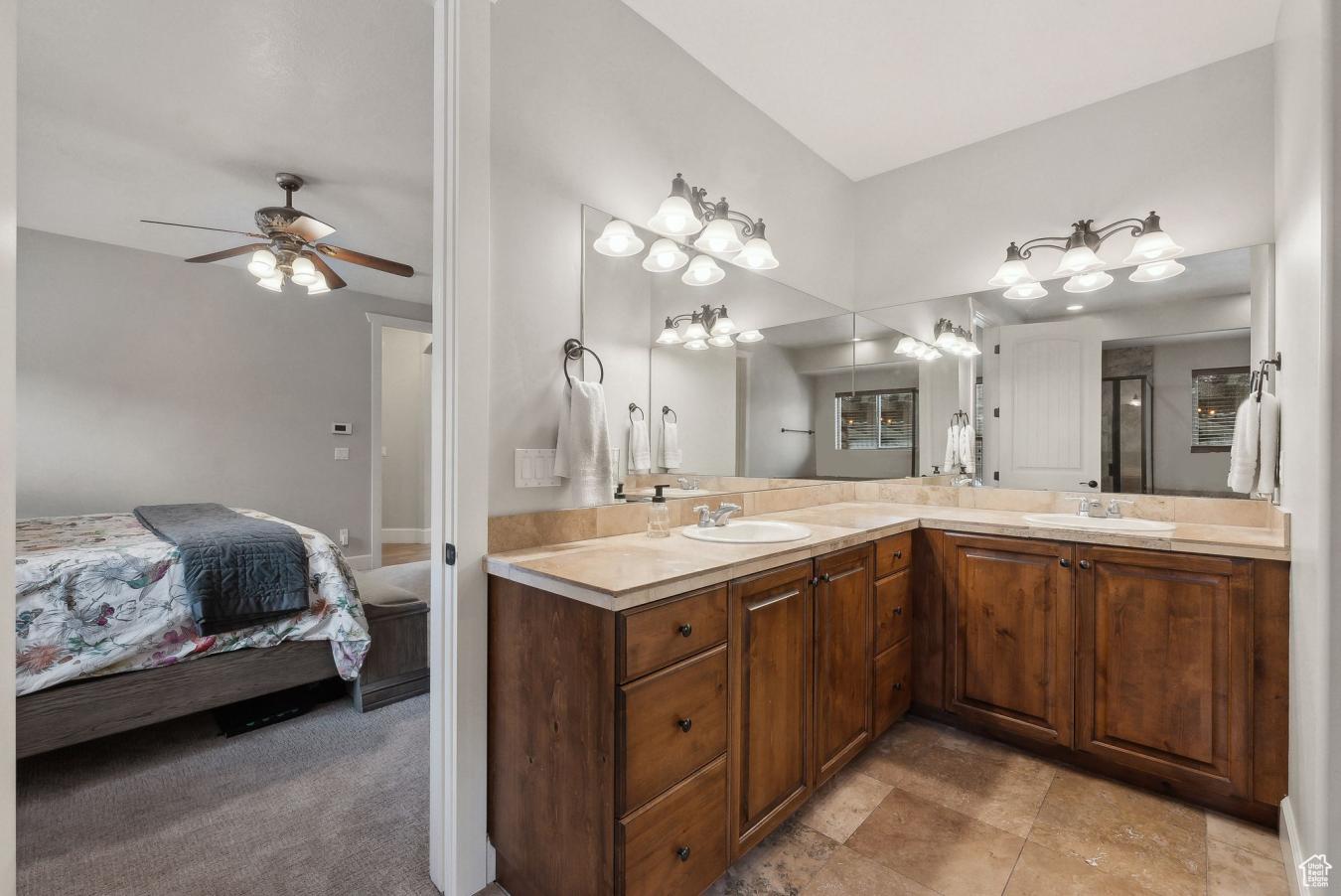 Draper, Utah, 84020, United States, 6 Bedrooms Bedrooms, ,5 BathroomsBathrooms,Residential,For Sale,1765193