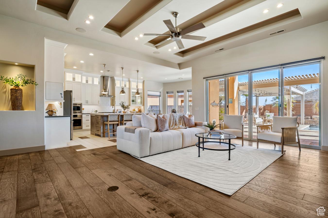 Santa Clara, Utah, 84765, United States, 4 Bedrooms Bedrooms, ,1 BathroomBathrooms,Residential,For Sale,1765192