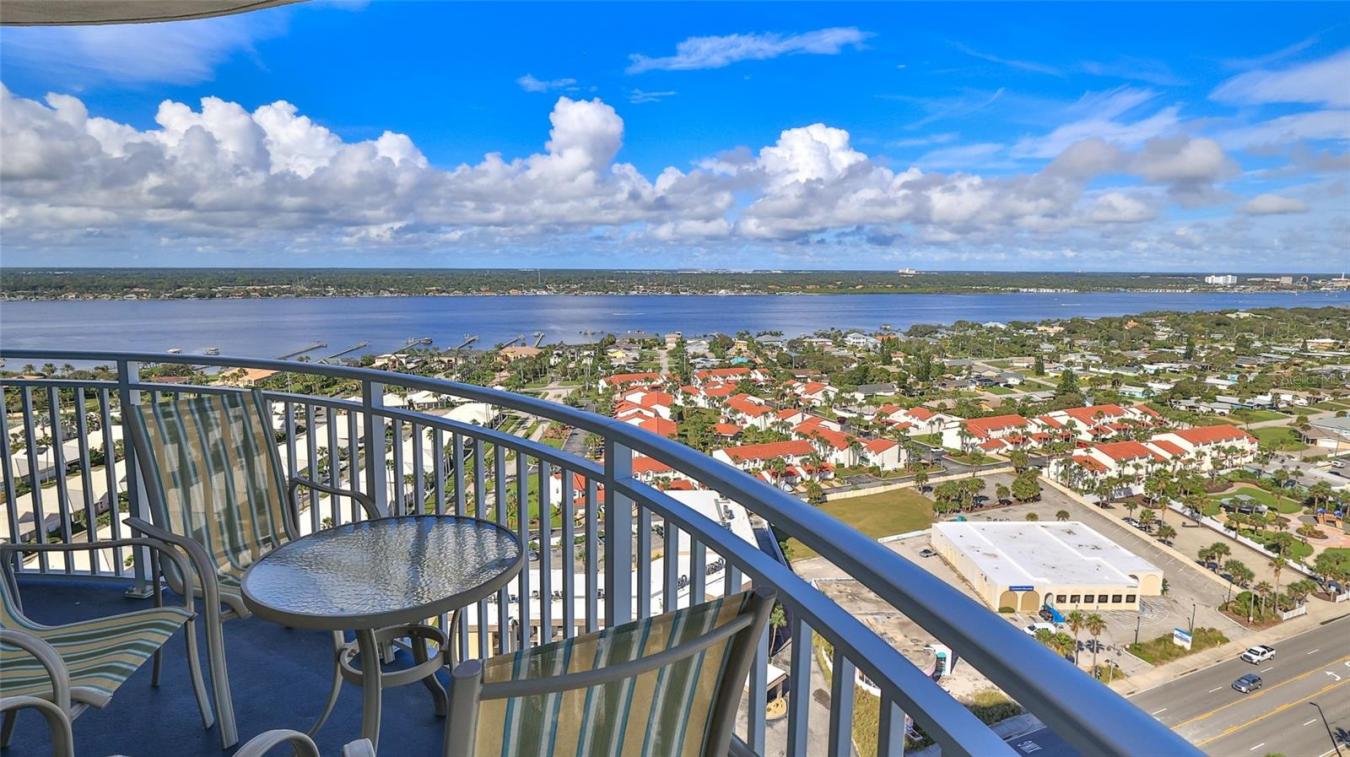 DAYTONA BEACH, Florida, 32118, United States, 2 Bedrooms Bedrooms, ,2 BathroomsBathrooms,Residential,For Sale,1765173