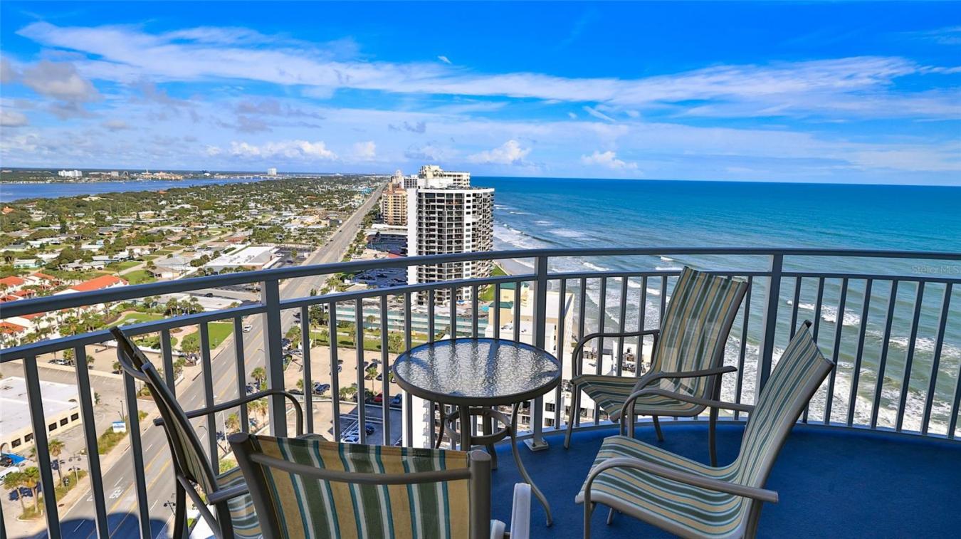 DAYTONA BEACH, Florida, 32118, United States, 2 Bedrooms Bedrooms, ,2 BathroomsBathrooms,Residential,For Sale,1765173