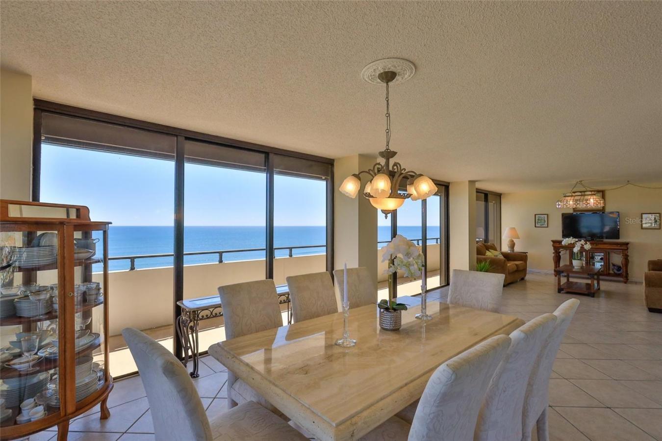 DAYTONA BEACH, Florida, 32118, United States, 2 Bedrooms Bedrooms, ,2 BathroomsBathrooms,Residential,For Sale,1765172