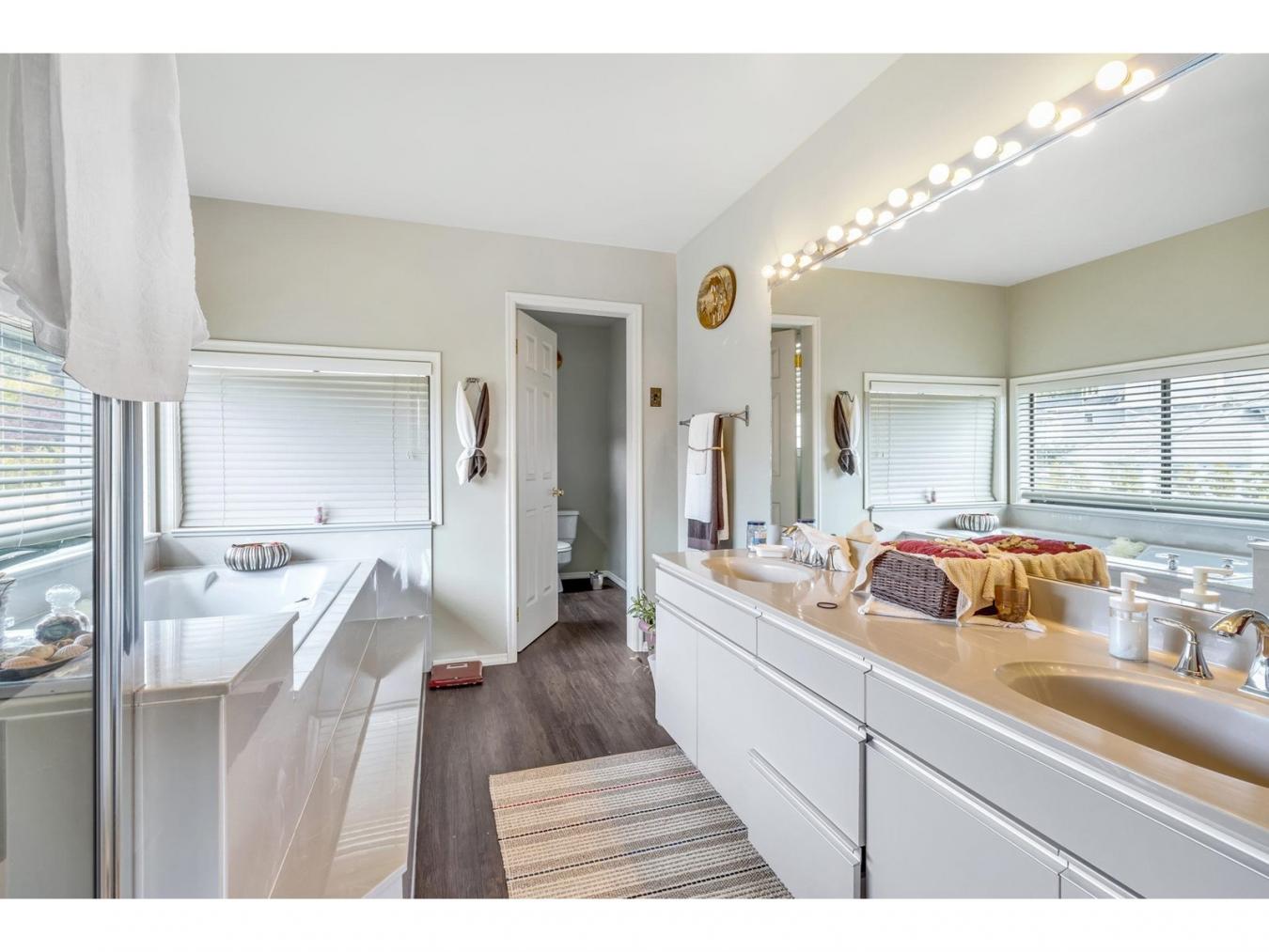 Surrey, BC, V3X1T8, Canada, 3 Bedrooms Bedrooms, ,Residential,For Sale,1765170