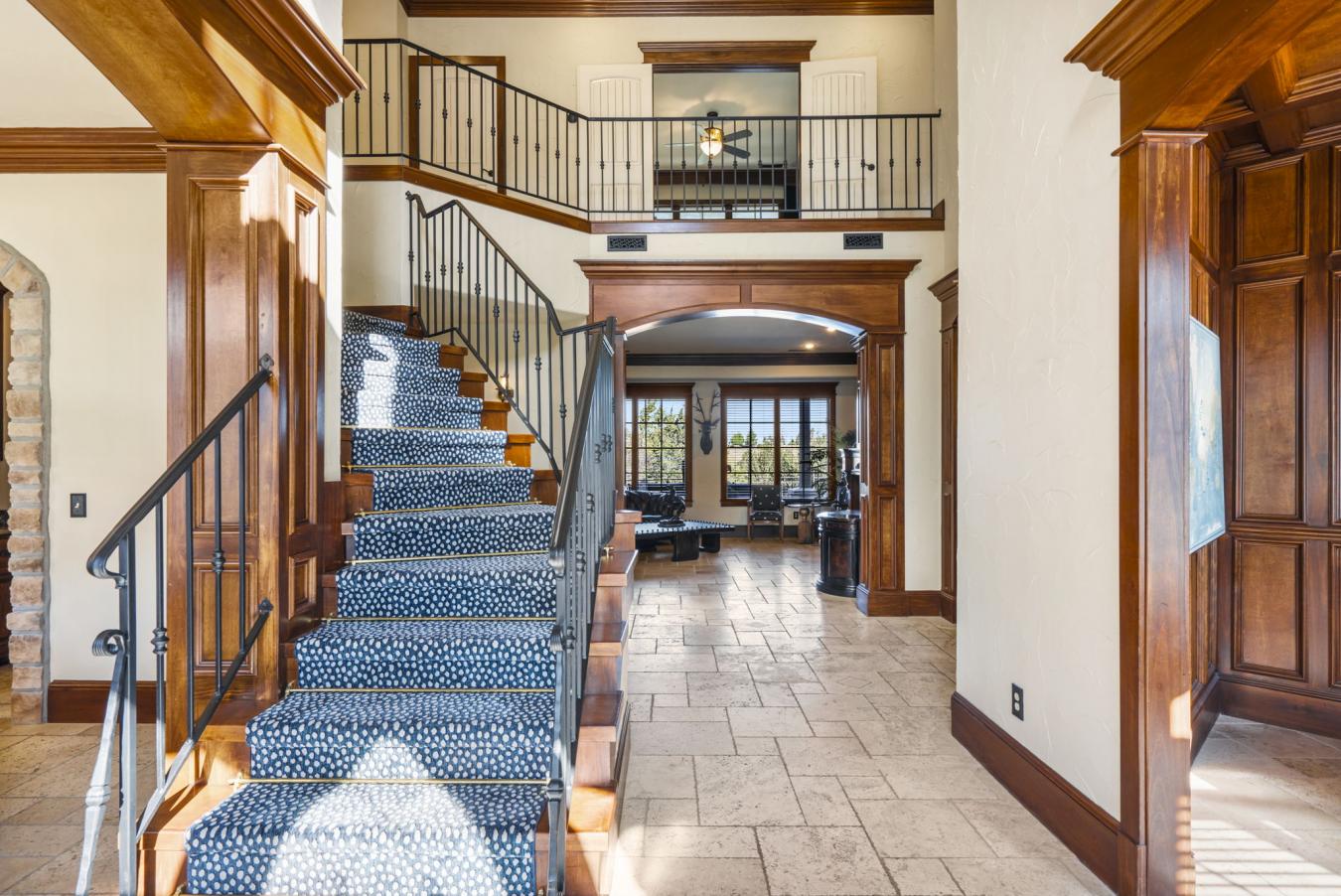 Hollister, Missouri, 65616, United States, 4 Bedrooms Bedrooms, ,4 BathroomsBathrooms,Residential,For Sale,1765156