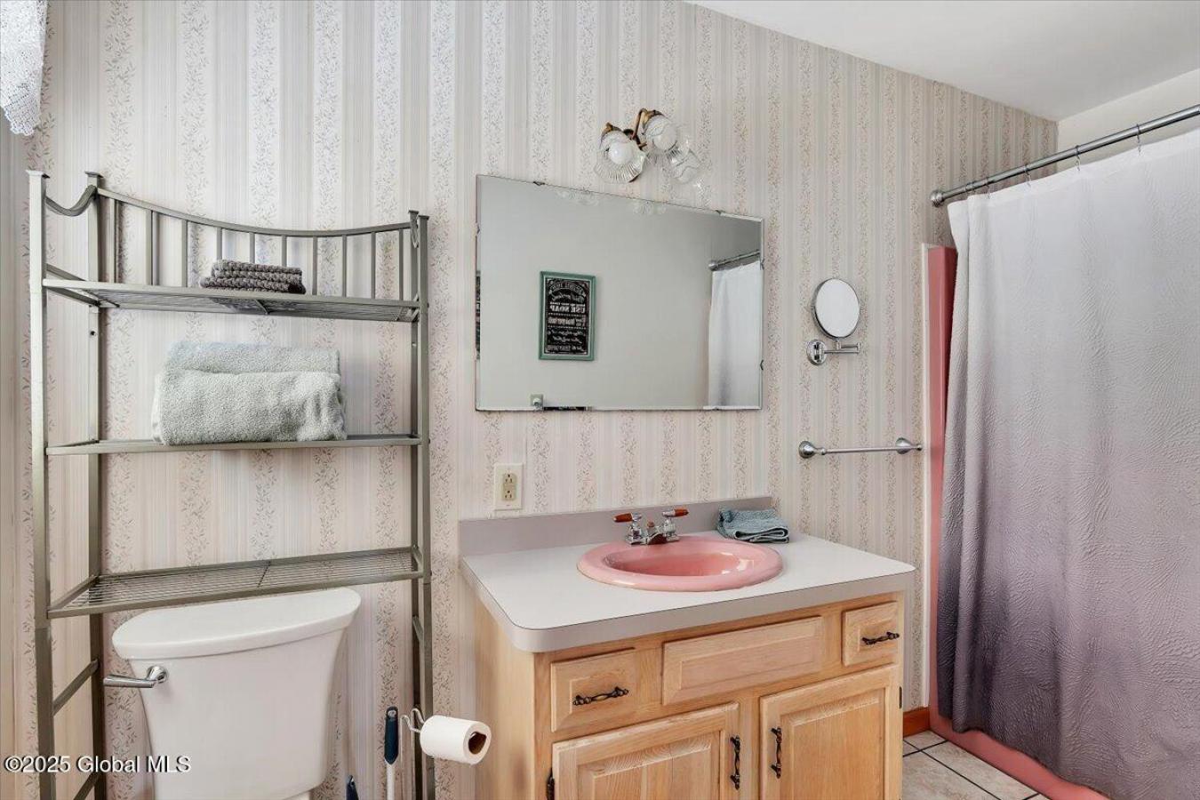 Lake George, New York, 12845, United States, 3 Bedrooms Bedrooms, ,2 BathroomsBathrooms,Residential,For Sale,1765154