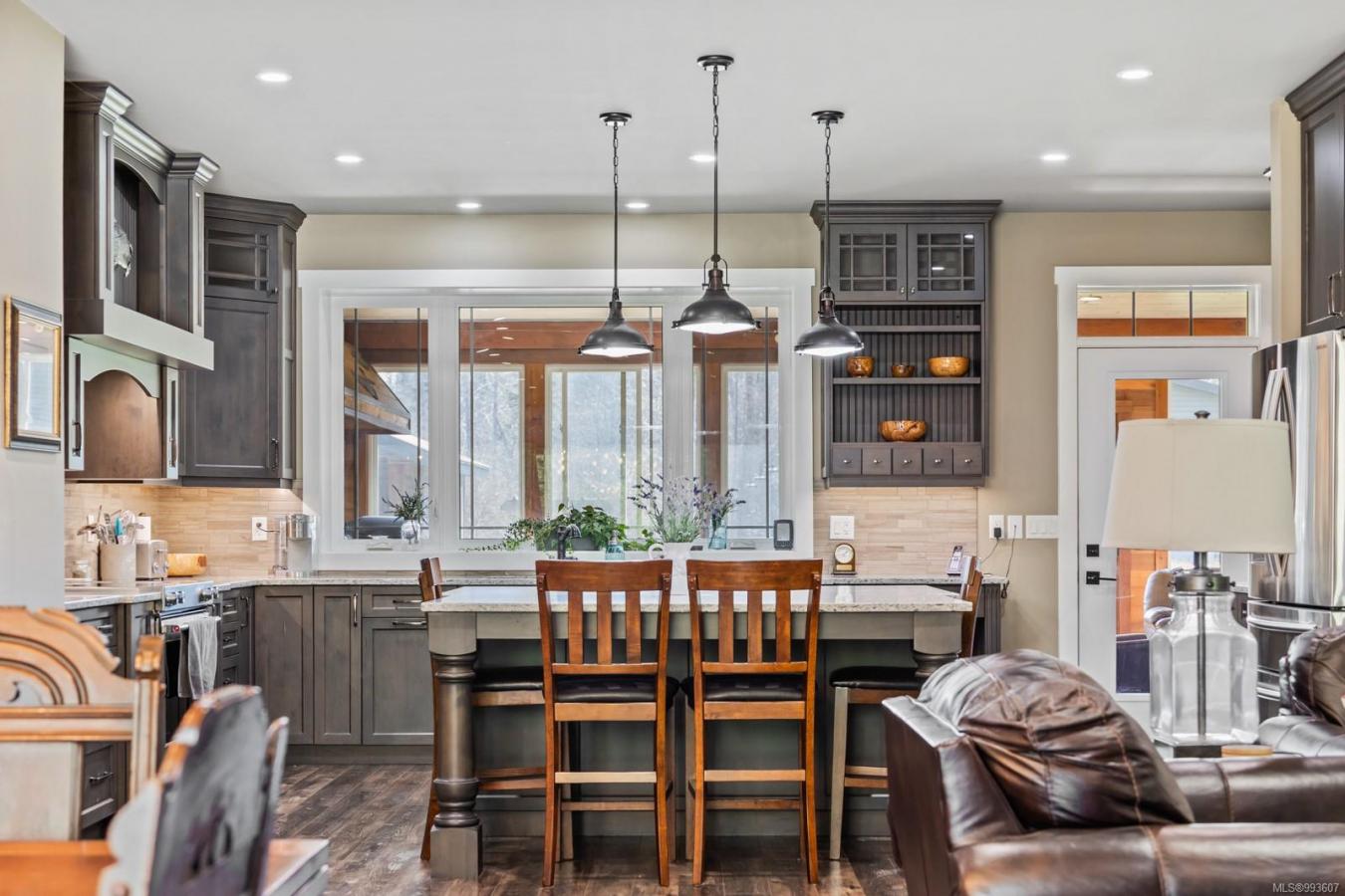 Black Creek, BC, V9J 1J3, Canada, 4 Bedrooms Bedrooms, ,3 BathroomsBathrooms,Residential,For Sale,1765153