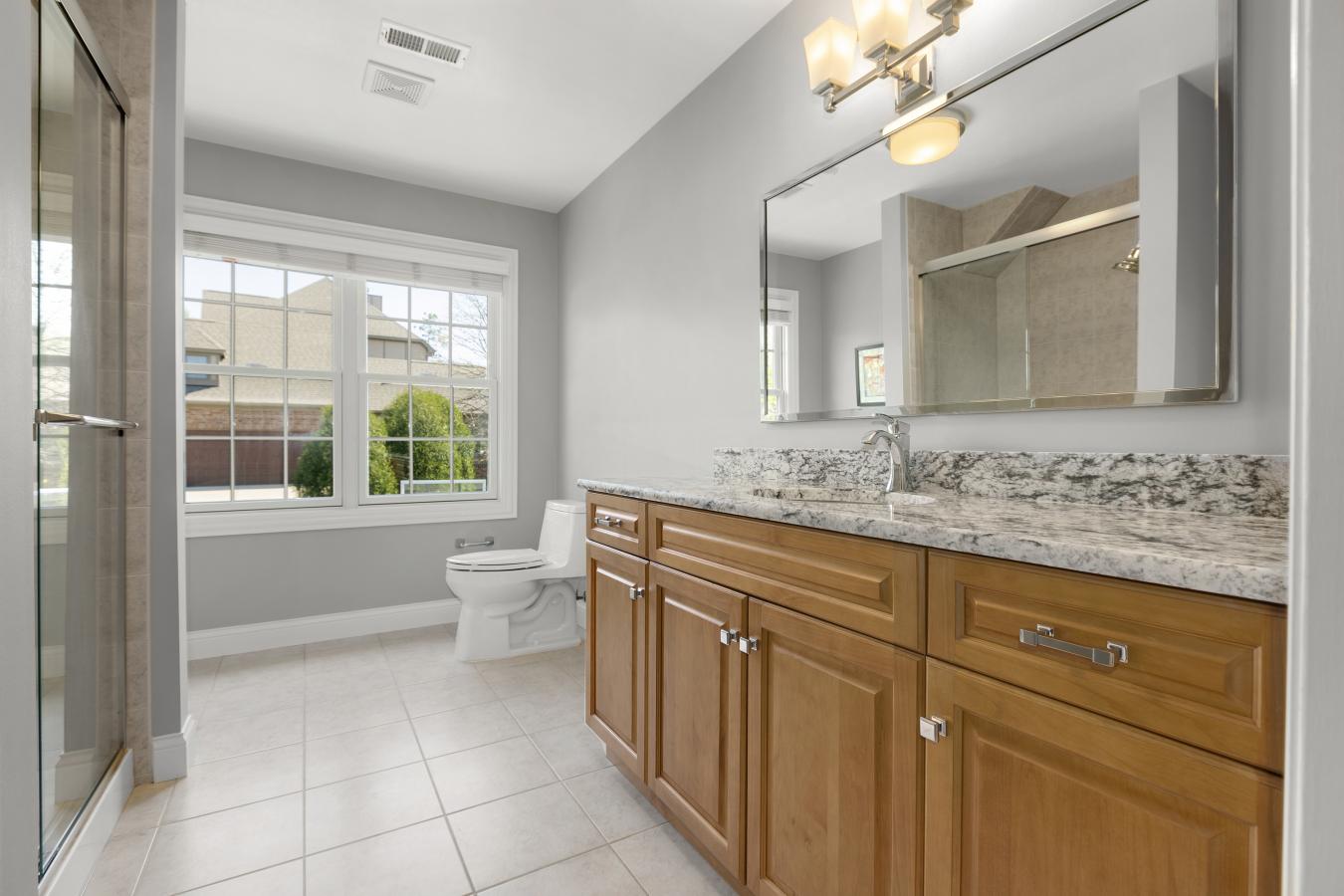 Town and Country, Missouri, 63131, United States, 4 Bedrooms Bedrooms, ,5 BathroomsBathrooms,Residential,For Sale,1765131