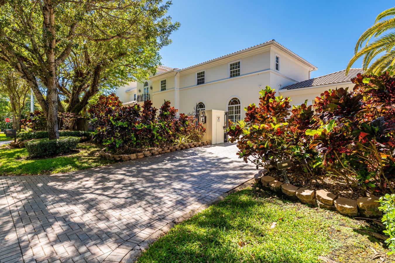 Pinecrest, Florida, 33156, United States, 8 Bedrooms Bedrooms, ,8 BathroomsBathrooms,Residential,For Sale,1765130