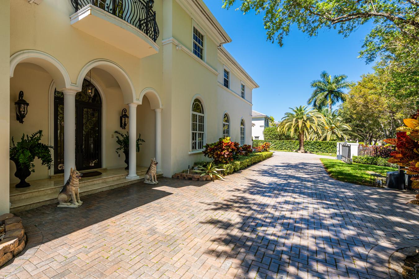 Pinecrest, Florida, 33156, United States, 8 Bedrooms Bedrooms, ,8 BathroomsBathrooms,Residential,For Sale,1765130