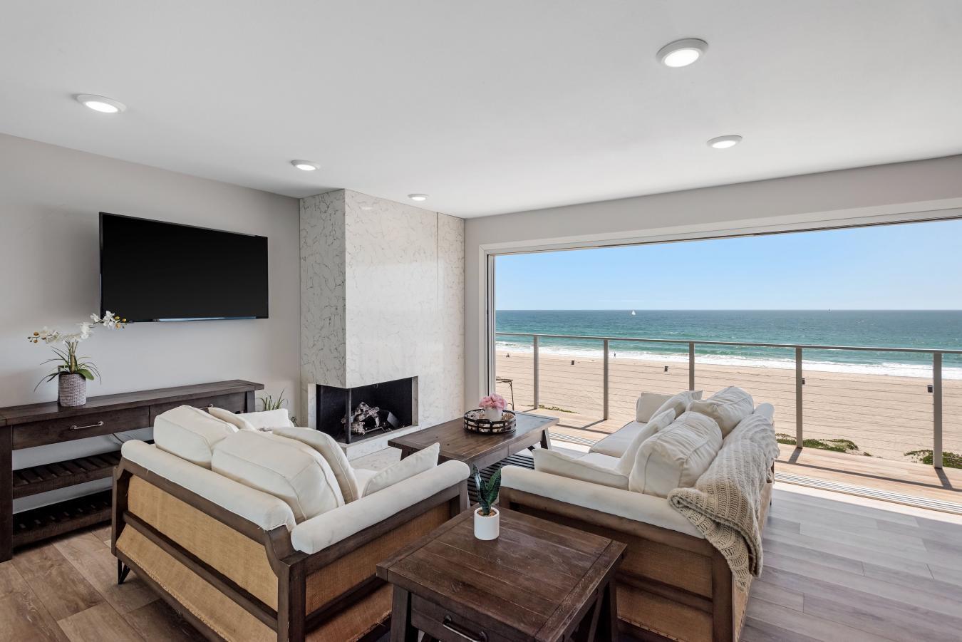 Manhattan Beach, California, 90266, United States, 9 Bedrooms Bedrooms, ,8 BathroomsBathrooms,Residential,For Sale,1765127