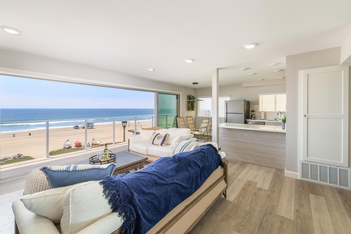 Manhattan Beach, California, 90266, United States, 9 Bedrooms Bedrooms, ,8 BathroomsBathrooms,Residential,For Sale,1765127