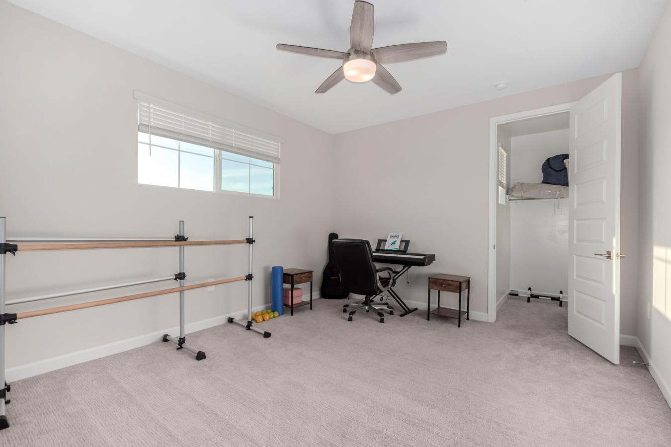Phoenix, Arizona, 85054, United States, 5 Bedrooms Bedrooms, ,2 BathroomsBathrooms,Residential,For Sale,1765118