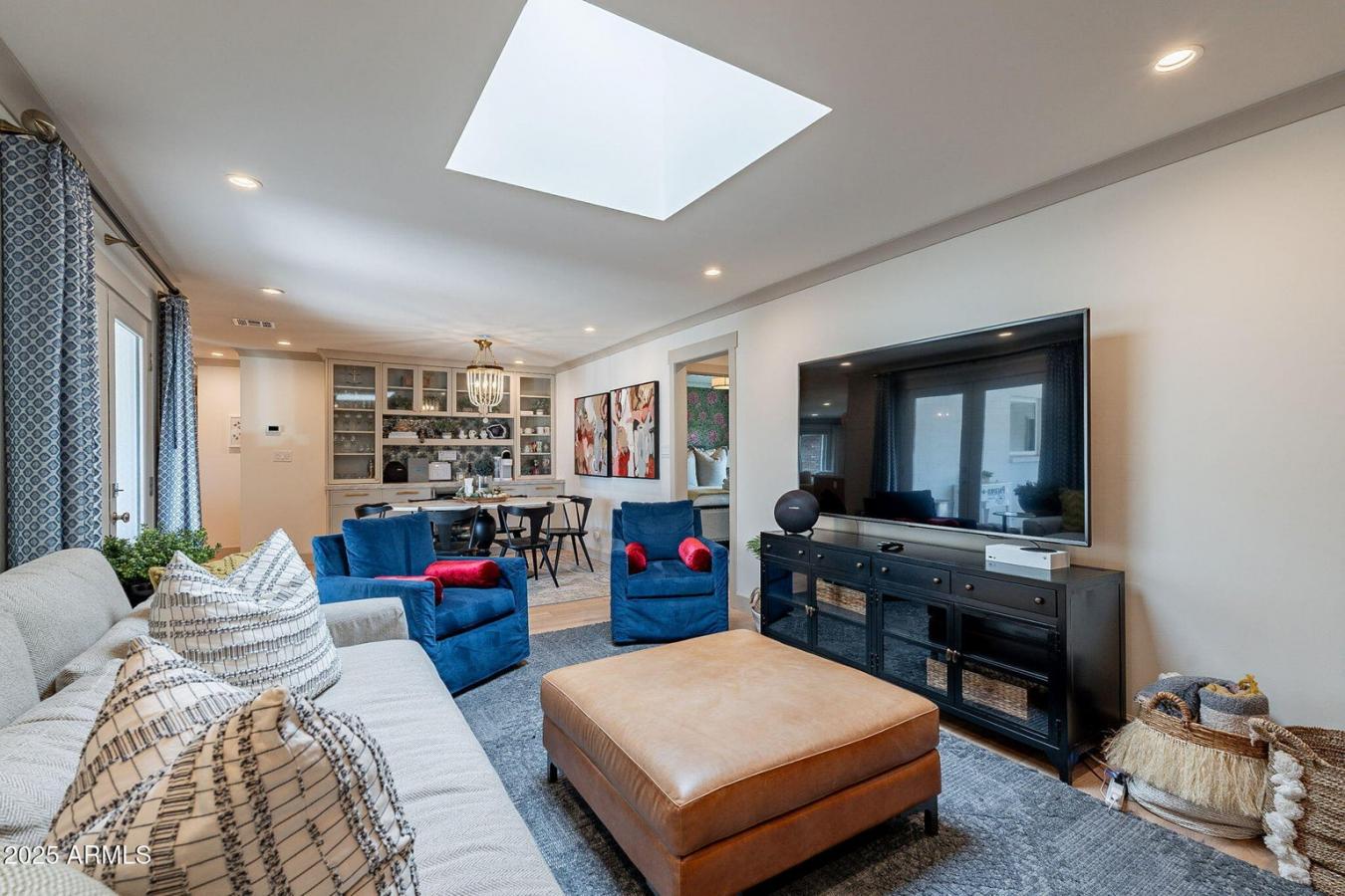 Scottsdale, Arizona, 85251, United States, 4 Bedrooms Bedrooms, ,2 BathroomsBathrooms,Residential,For Sale,1765110