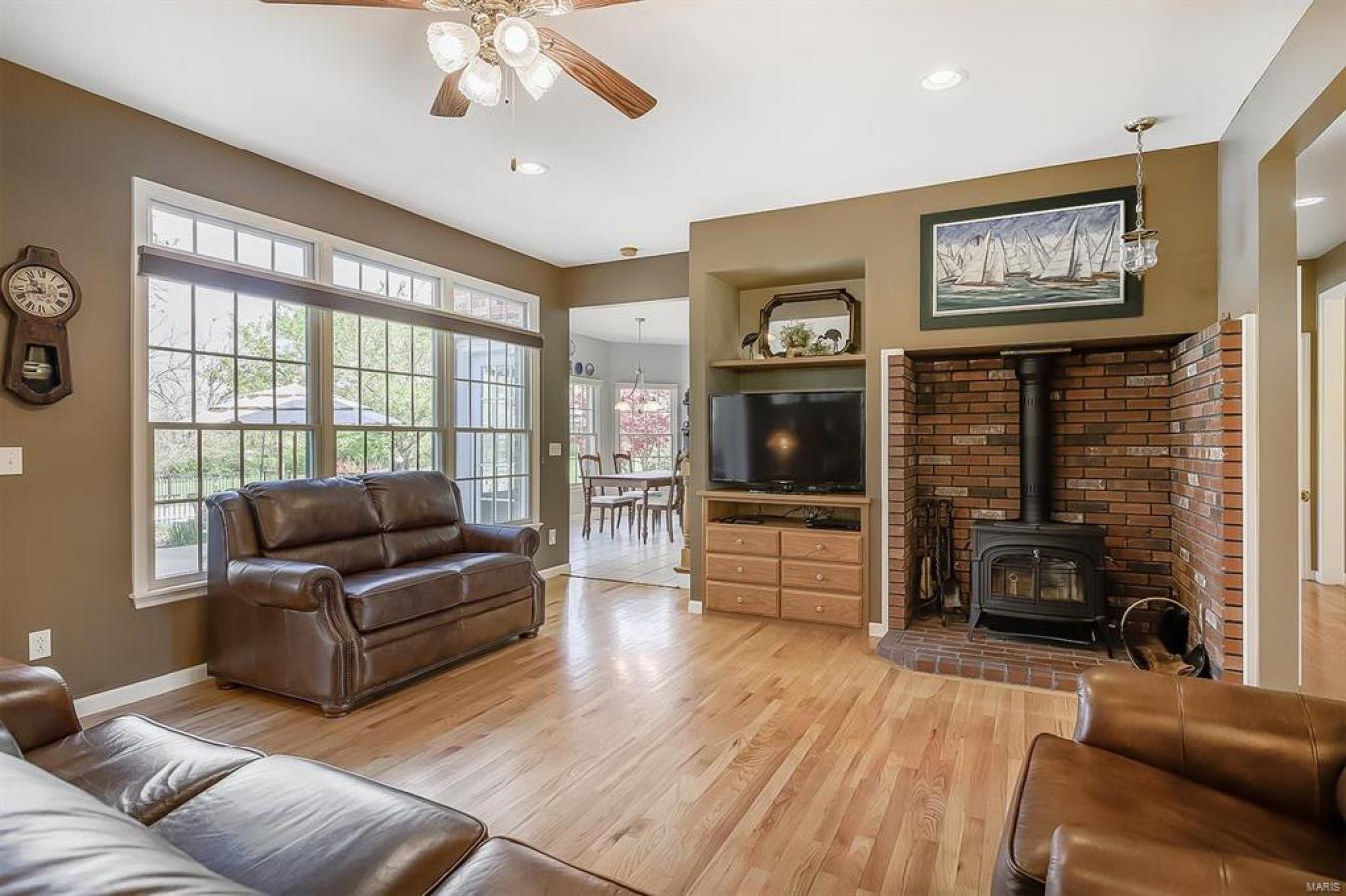 O Fallon, Missouri, 63366, United States, 4 Bedrooms Bedrooms, ,5 BathroomsBathrooms,Residential,For Sale,1765108