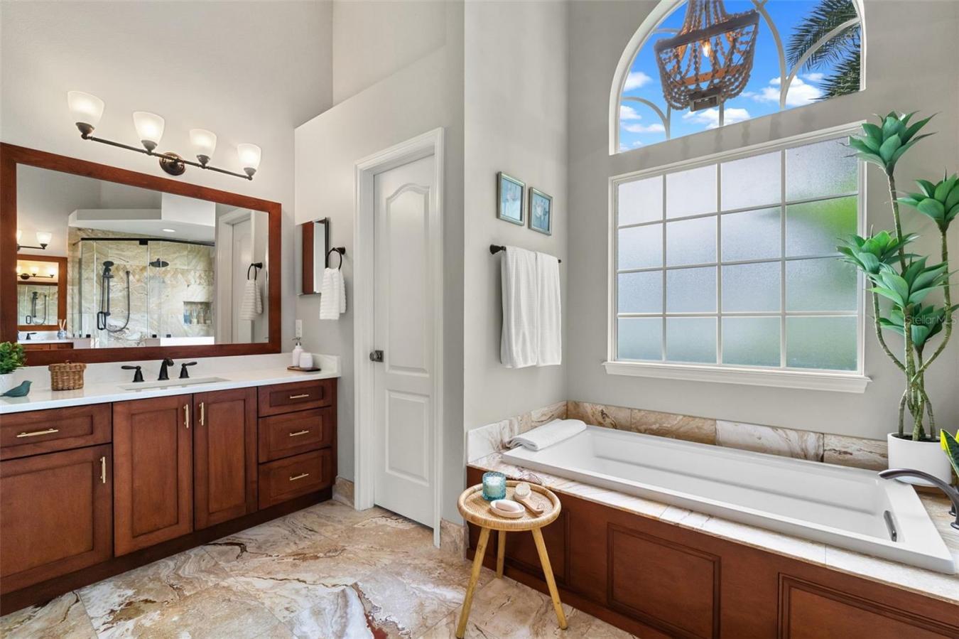 WINDERMERE, Florida, 34786, United States, 5 Bedrooms Bedrooms, ,4 BathroomsBathrooms,Residential,For Sale,1765107