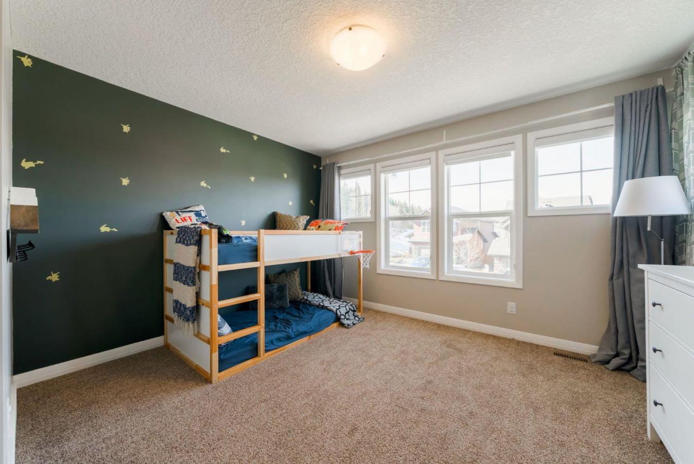 Cochrane, AB, T4C 0V4, Canada, 4 Bedrooms Bedrooms, ,3 BathroomsBathrooms,Residential,For Sale,1765103