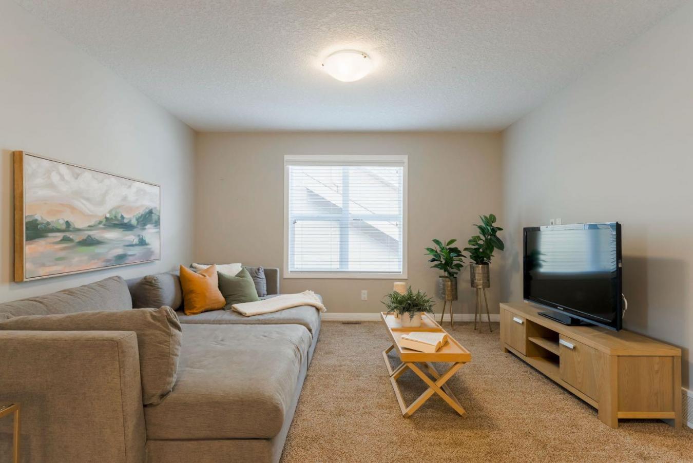 Cochrane, AB, T4C 0V4, Canada, 4 Bedrooms Bedrooms, ,3 BathroomsBathrooms,Residential,For Sale,1765103