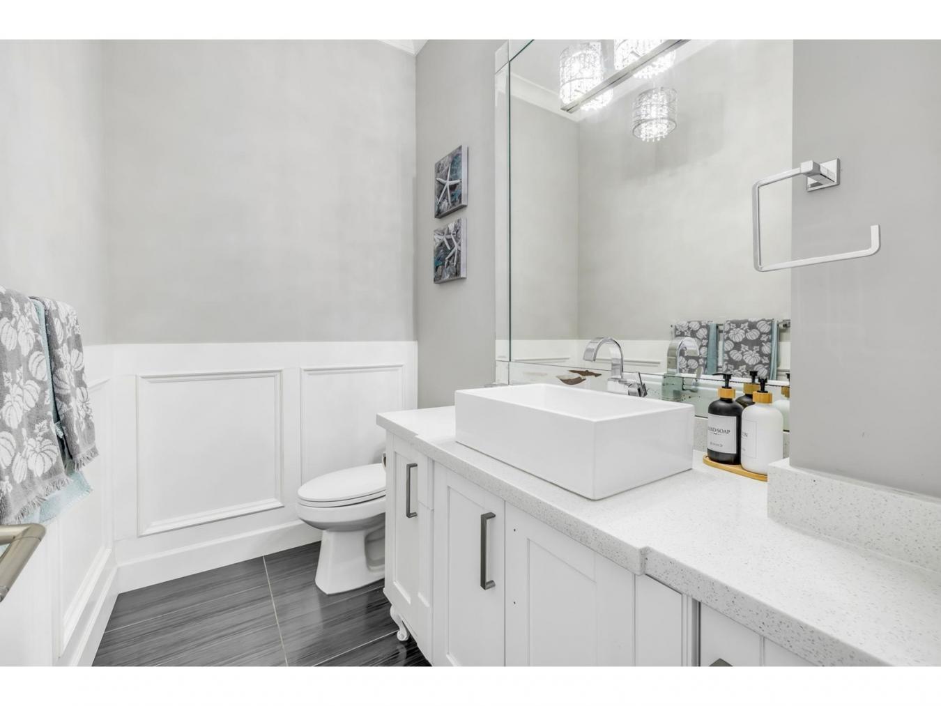 Surrey, BC, V3X0E6, Canada, 8 Bedrooms Bedrooms, ,Residential,For Sale,1765097