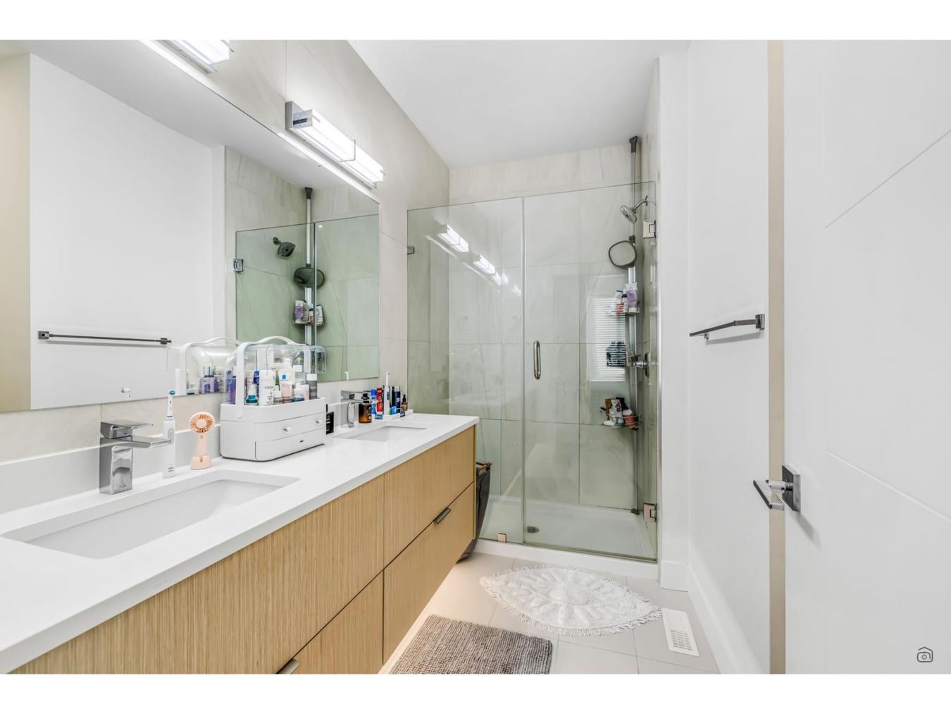 Langley, BC, V3A0M2, Canada, 4 Bedrooms Bedrooms, ,4 BathroomsBathrooms,Residential,For Sale,1768905