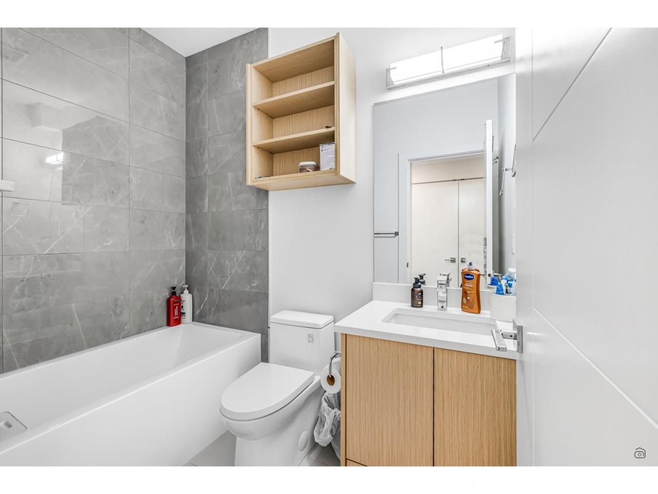 Langley, BC, V3A0M2, Canada, 4 Bedrooms Bedrooms, ,4 BathroomsBathrooms,Residential,For Sale,1768905