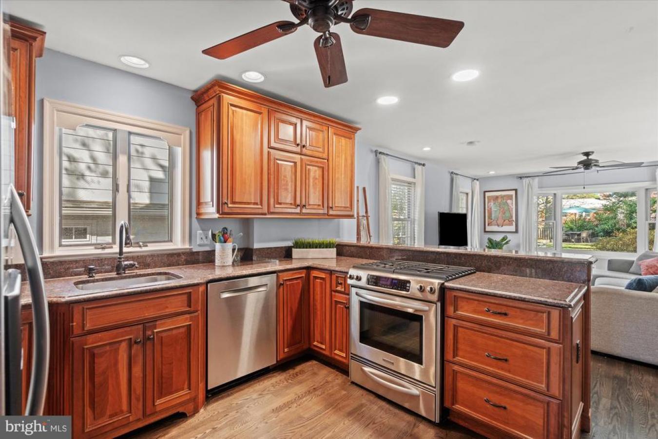 Arlington, Virginia, 22205, United States, 4 Bedrooms Bedrooms, ,3 BathroomsBathrooms,Residential,For Sale,1768900