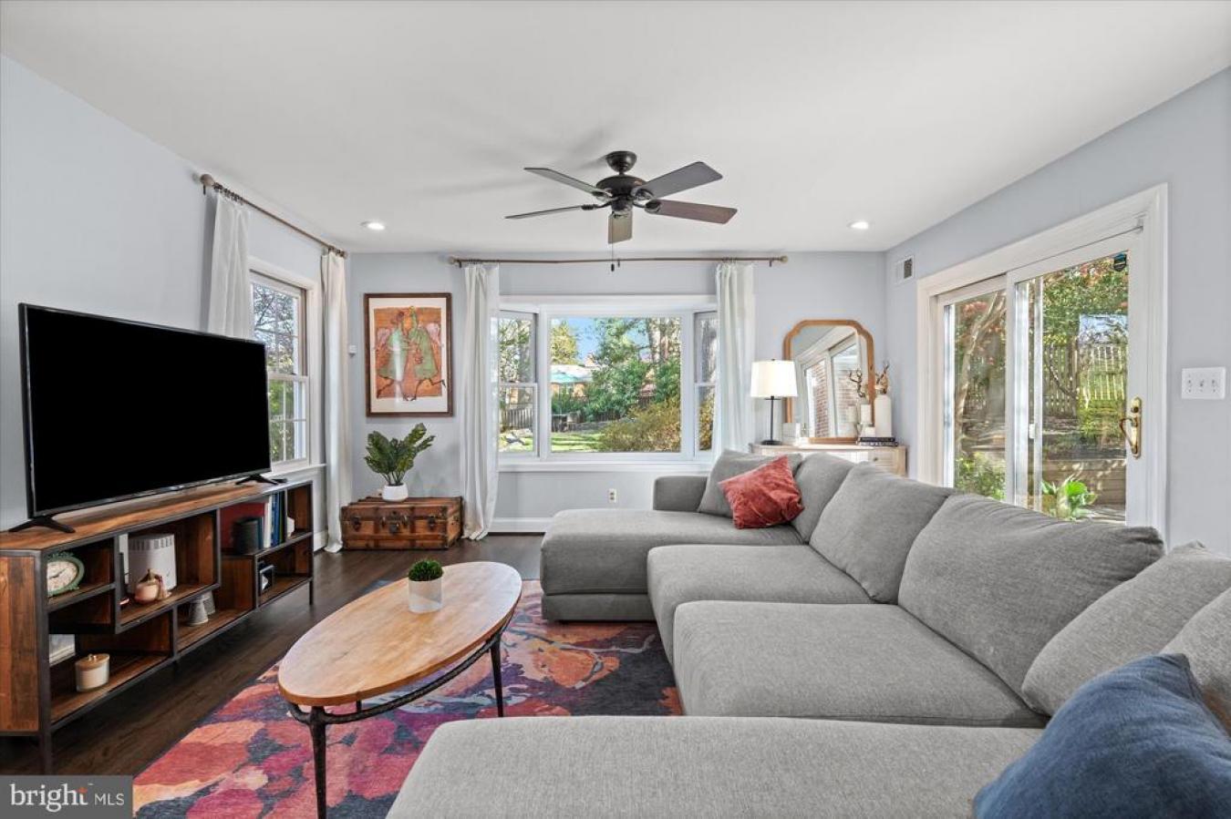 Arlington, Virginia, 22205, United States, 4 Bedrooms Bedrooms, ,3 BathroomsBathrooms,Residential,For Sale,1768900