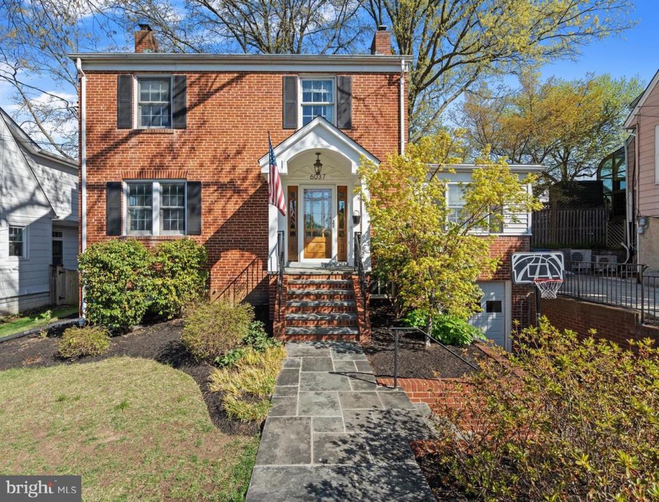 Arlington, Virginia, 22205, United States, 4 Bedrooms Bedrooms, ,3 BathroomsBathrooms,Residential,For Sale,1768900