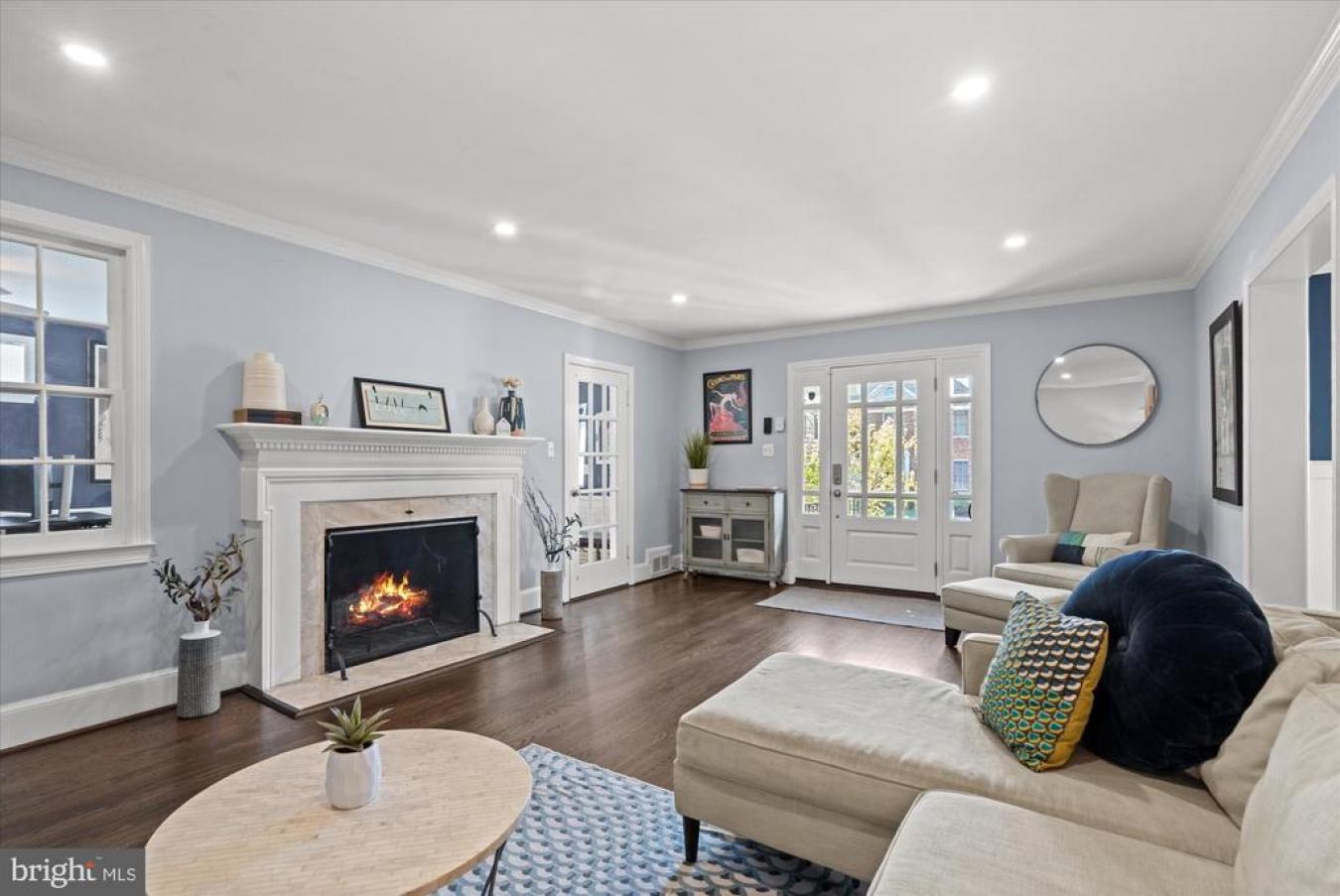 Arlington, Virginia, 22205, United States, 4 Bedrooms Bedrooms, ,3 BathroomsBathrooms,Residential,For Sale,1768900