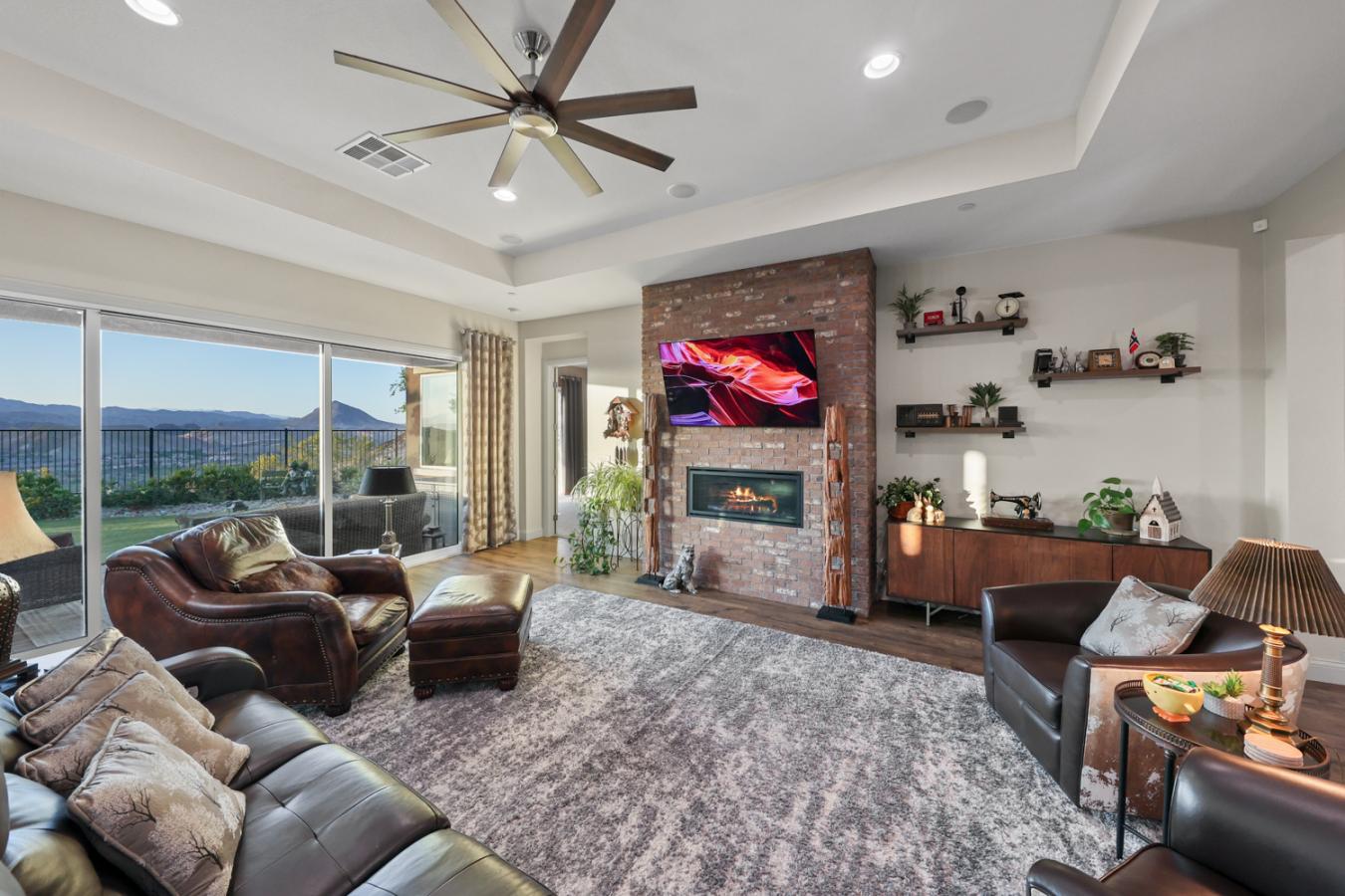 Henderson, Nevada, 89011, United States, 4 Bedrooms Bedrooms, ,3 BathroomsBathrooms,Residential,For Sale,1765092