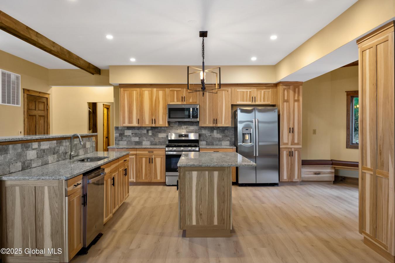 Lake George, New York, 12845, United States, 4 Bedrooms Bedrooms, ,2 BathroomsBathrooms,Residential,For Sale,1768882