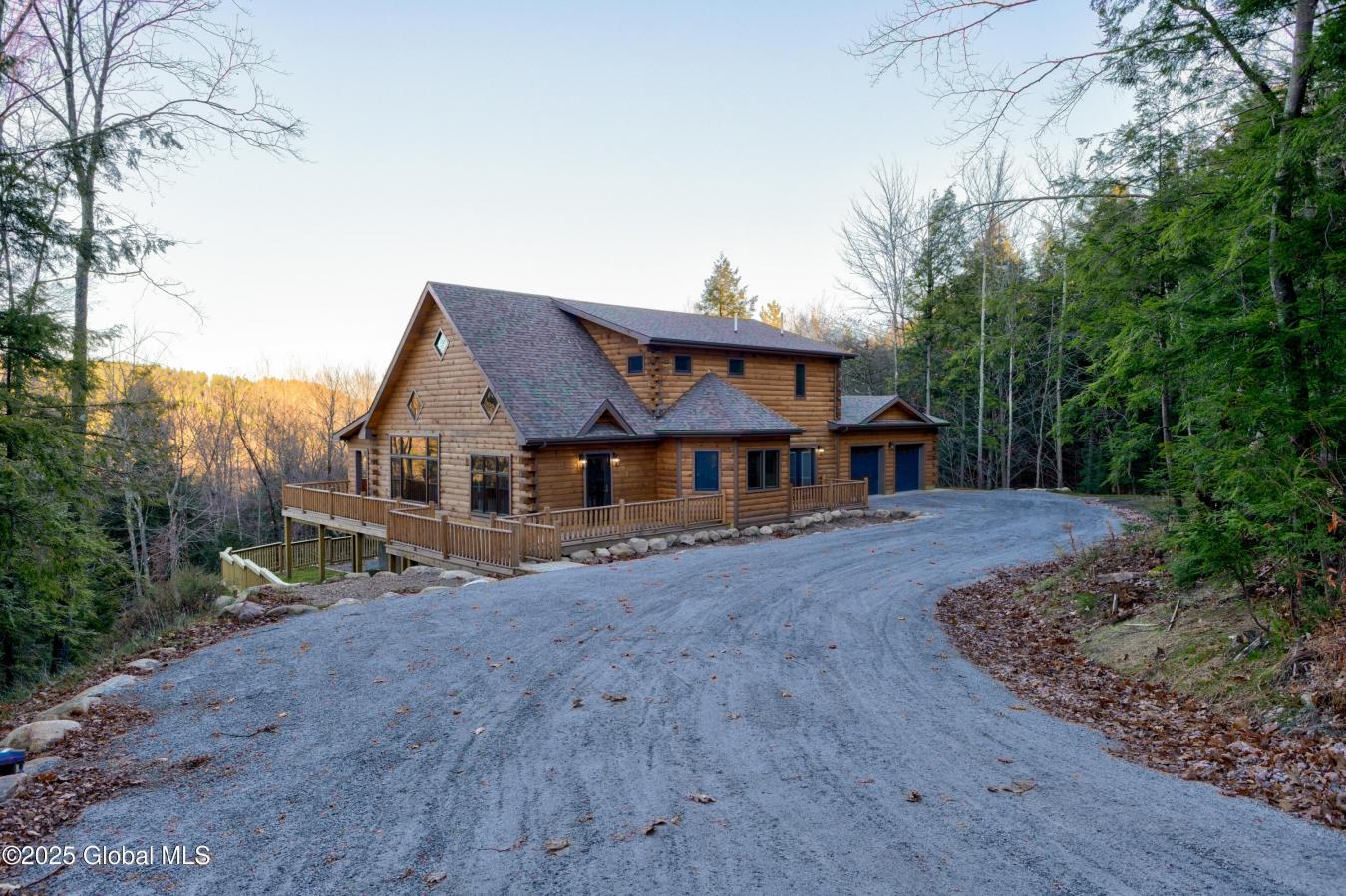Lake George, New York, 12845, United States, 4 Bedrooms Bedrooms, ,2 BathroomsBathrooms,Residential,For Sale,1768882