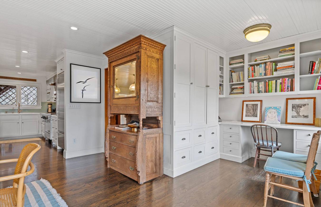 Water Mill, New York, 11976, United States, 5 Bedrooms Bedrooms, ,4 BathroomsBathrooms,Residential,For Sale,1899146