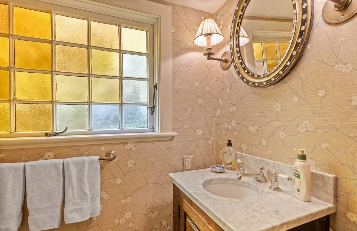 Water Mill, New York, 11976, United States, 5 Bedrooms Bedrooms, ,4 BathroomsBathrooms,Residential,For Sale,1899146