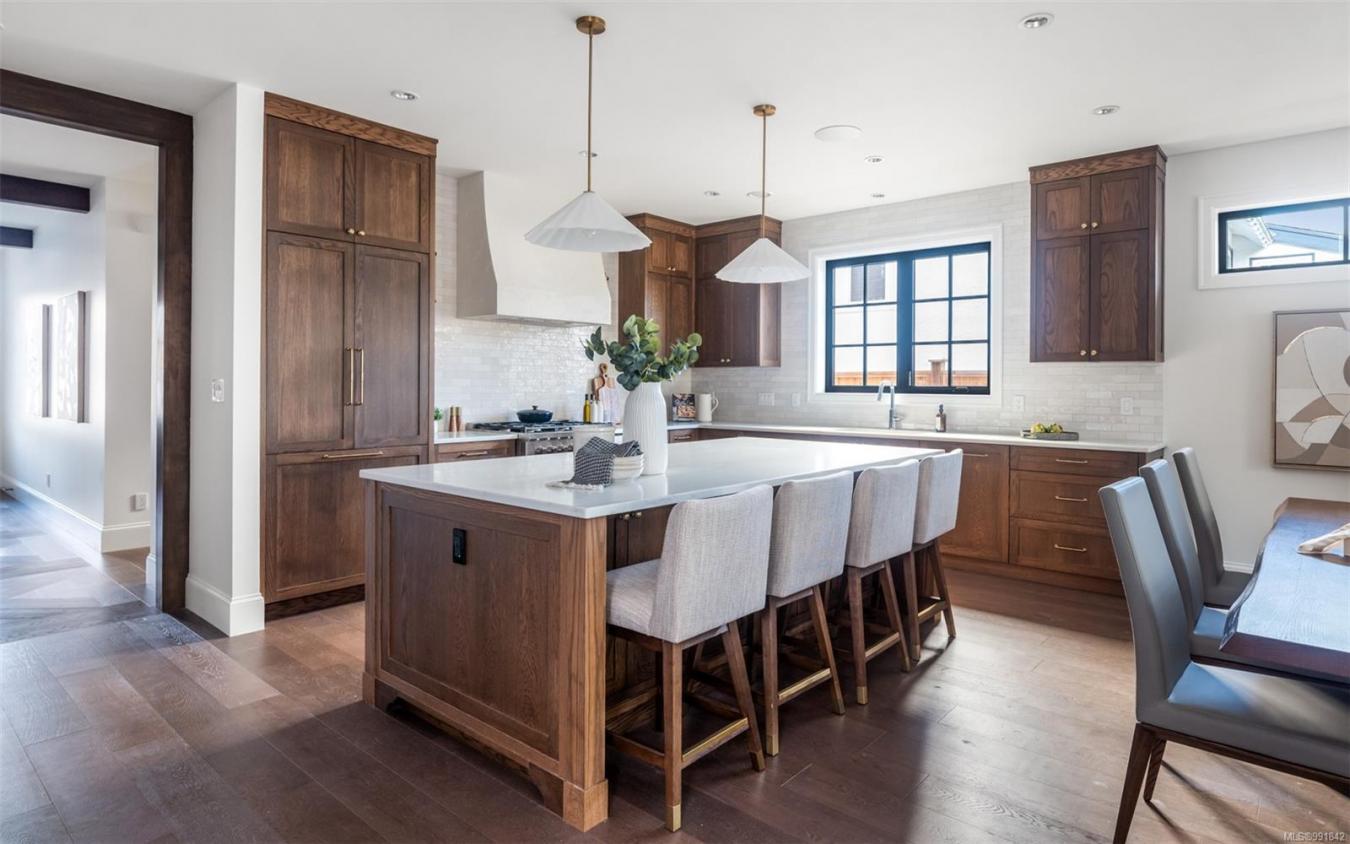 Oak Bay, BC, V8S 2W1, Canada, 3 Bedrooms Bedrooms, ,2 BathroomsBathrooms,Residential,For Sale,1769211