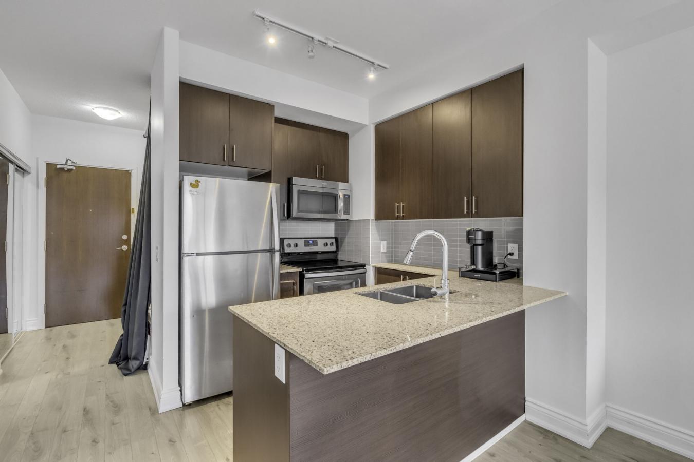 Markham, ON, L6E0T4, Canada, 1 Bedroom Bedrooms, ,1 BathroomBathrooms,Residential,For Sale,1769188