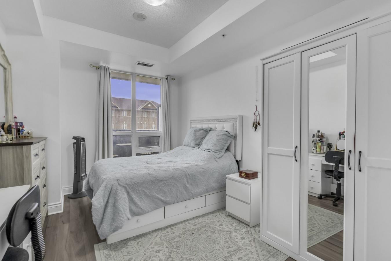 Markham, ON, L6E0T4, Canada, 1 Bedroom Bedrooms, ,1 BathroomBathrooms,Residential,For Sale,1769188