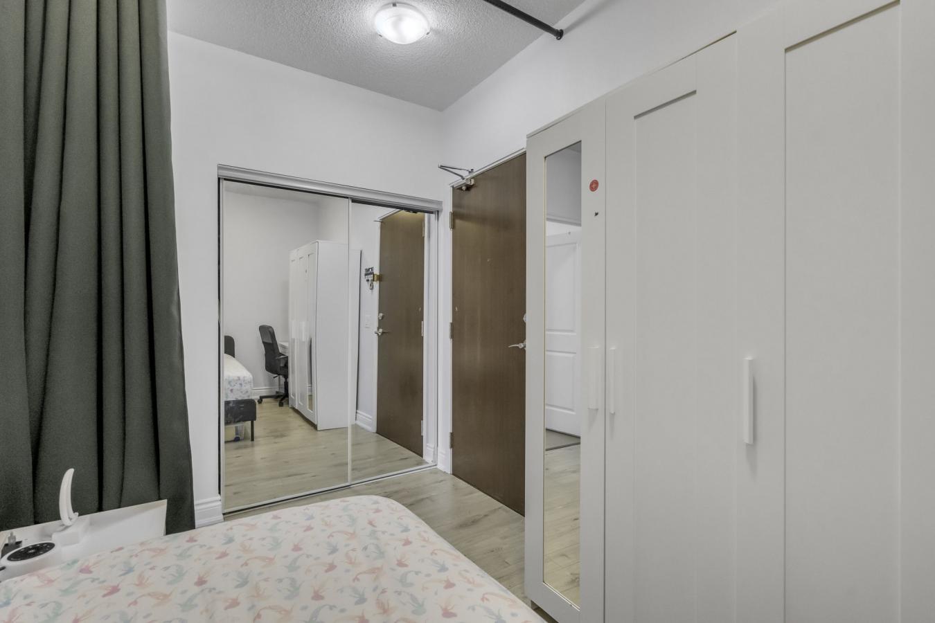 Markham, ON, L6E0T4, Canada, 1 Bedroom Bedrooms, ,1 BathroomBathrooms,Residential,For Sale,1769188